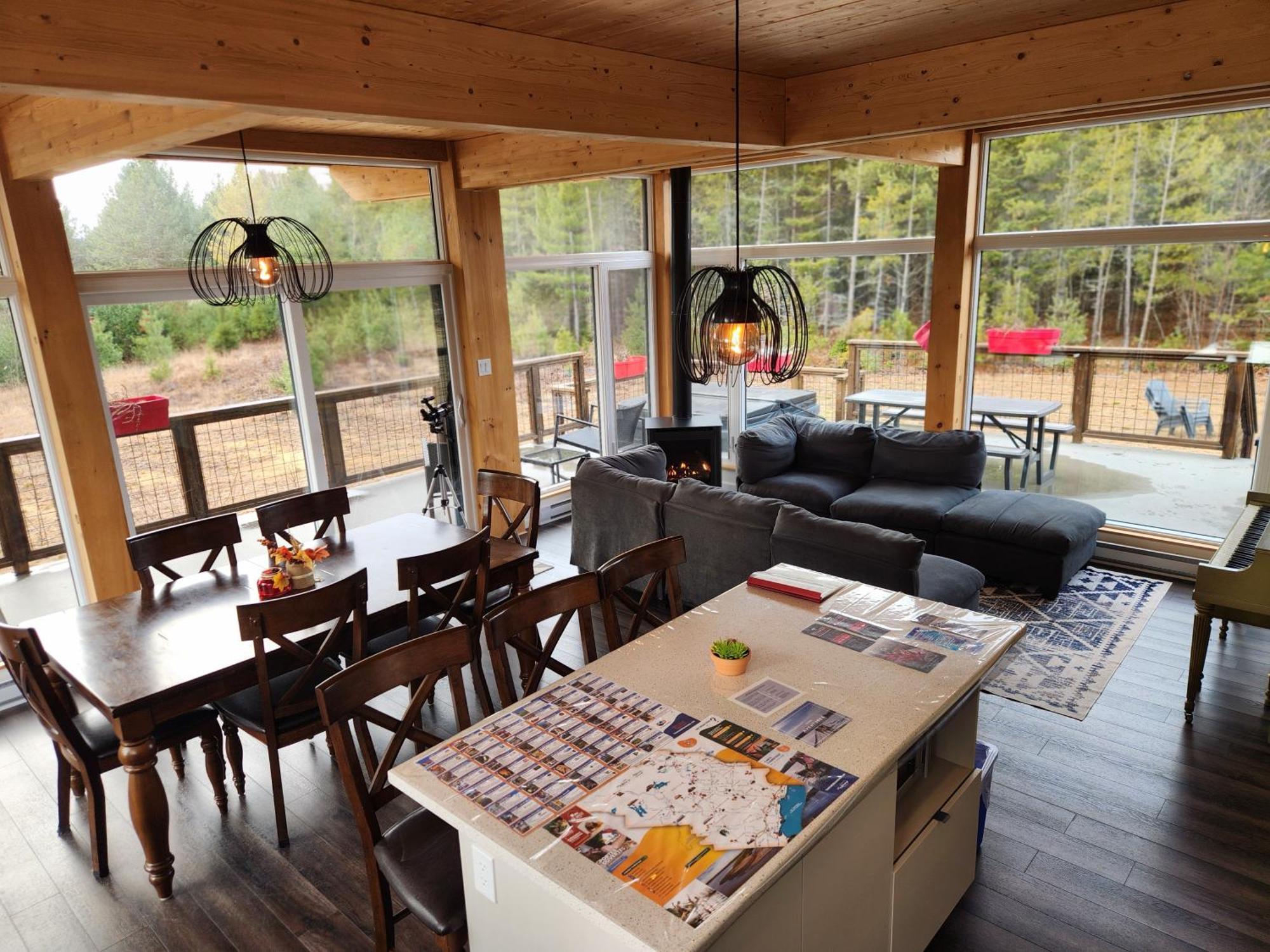 Les Chalets Double K # 2 Saint-Alexis-des-Monts Exterior foto
